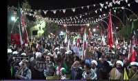 مردم ایران همچنان مقاوم در میدان برای دفاع ایستاده‌اند.