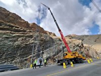 آغاز نصب ۱۰ هزار متر مربع توری سنگ در محور کرج کندوان