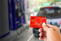 توقیف کارت سوخت ۸۵ خودروی متخلف در بستک